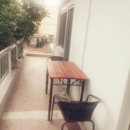 3 Room Apartment By The Beach - Free Parking Peraia  Exterior photo